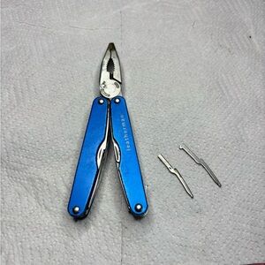 Leatherman juice CS4 pocket utensil